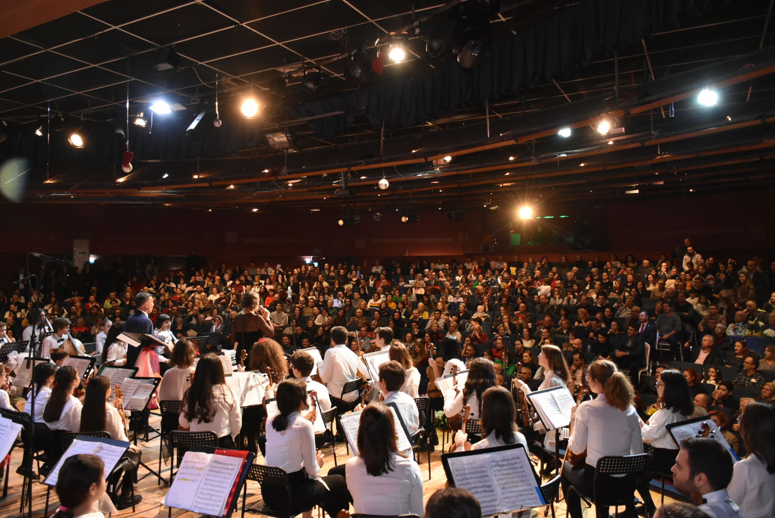 Narlıdere Çocuk Senfoni Orkestrası